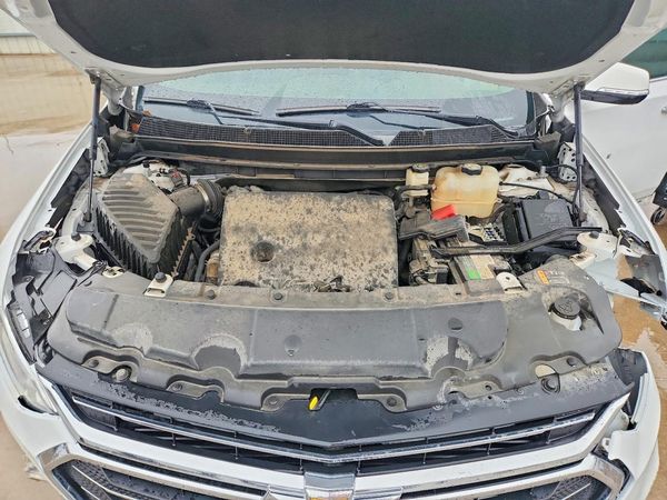 2018 CHEVROLET TRAVERSE Premier — Engine bay