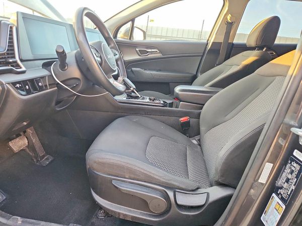 2023 KIA SPORTAGE LX — DENT