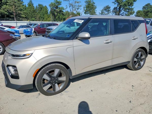 2020 KIA SOUL — DSFA — Front 3/4
