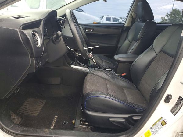 2017 TOYOTA COROLLA — DENT