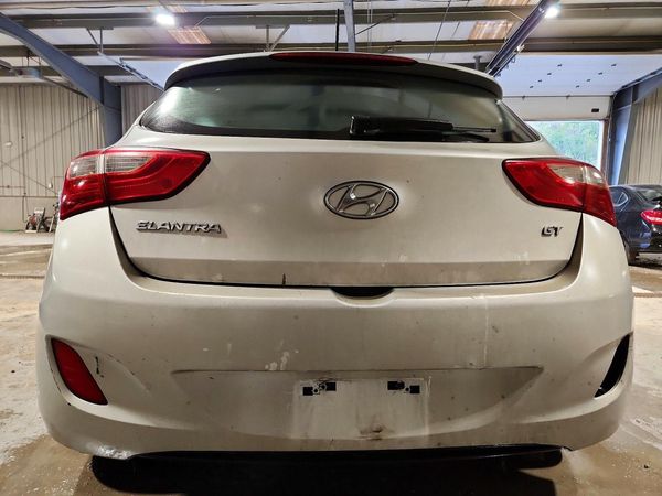 2017 HYUNDAI ELANTRA — DIRR