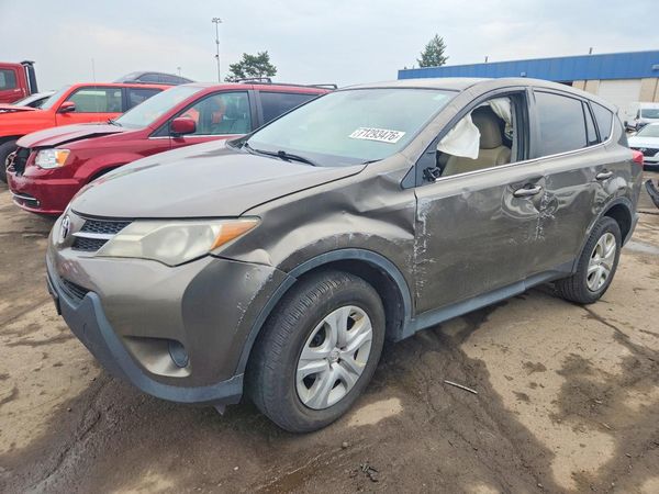 2013 TOYOTA RAV4 Standard — Front 3/4