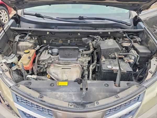 2013 TOYOTA RAV4 Standard — Engine bay