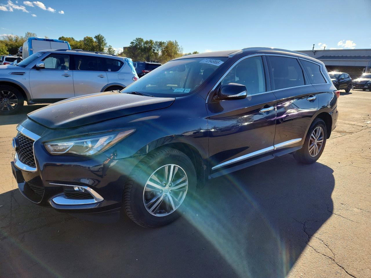 2020 INFINITI QX60 — Front 3/4