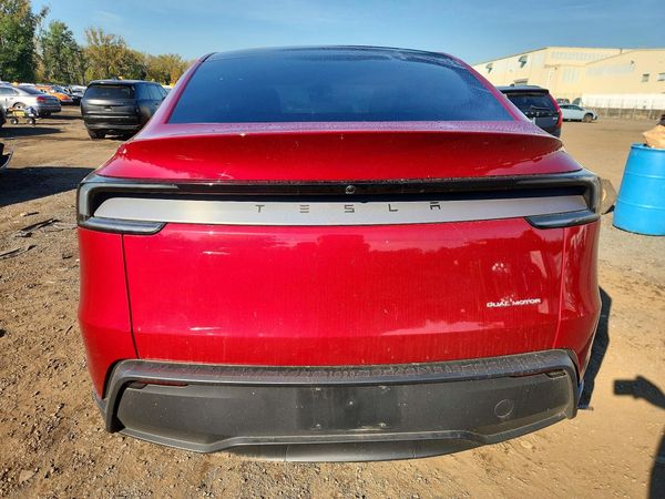 2026 TESLA MODEL Y — DIRR