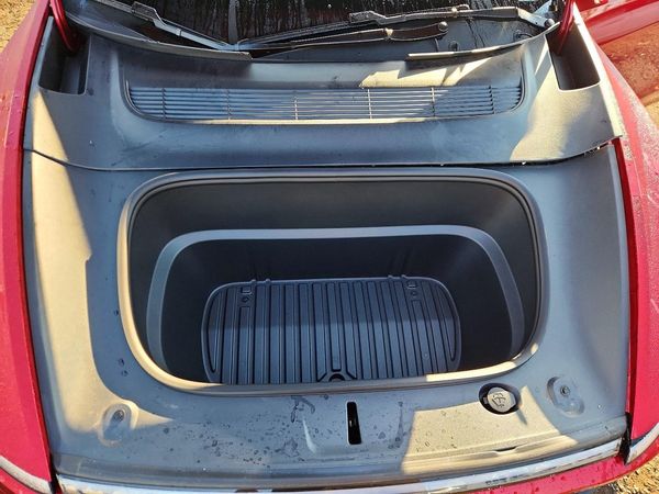 2026 TESLA MODEL Y — Engine bay