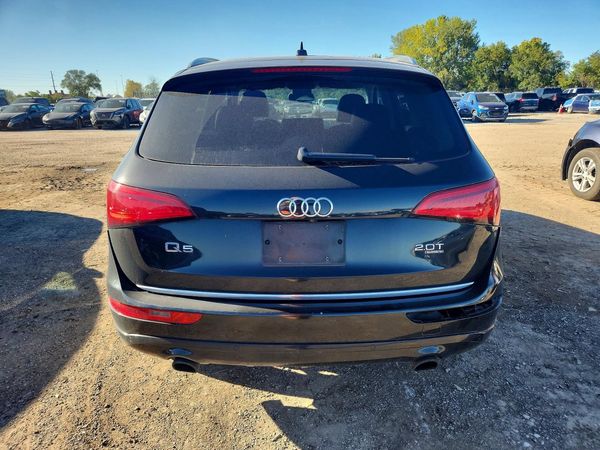 2015 AUDI Q5 Premium Plus — DIRR