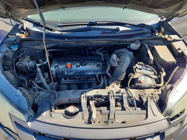 2013 HONDA CRV LX — Engine bay