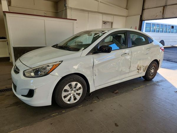 2016 HYUNDAI ACCENT GS / GLS — Front 3/4