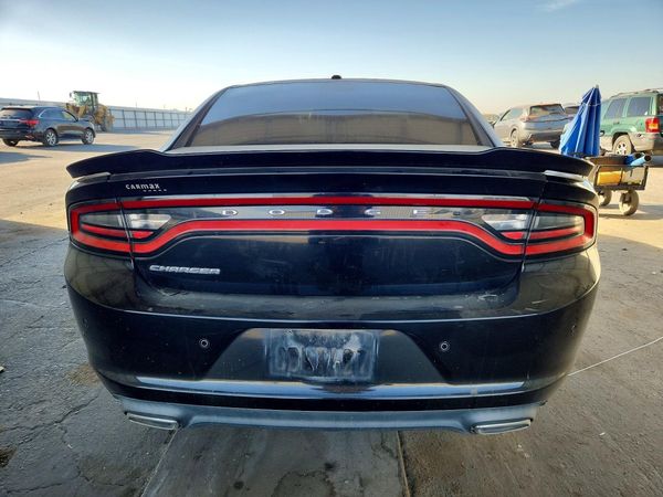 2015 DODGE CHARGER SE — DIRR