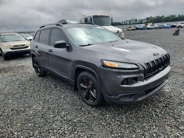 2016 JEEP CHEROKEE Sport — Passenger 3/4