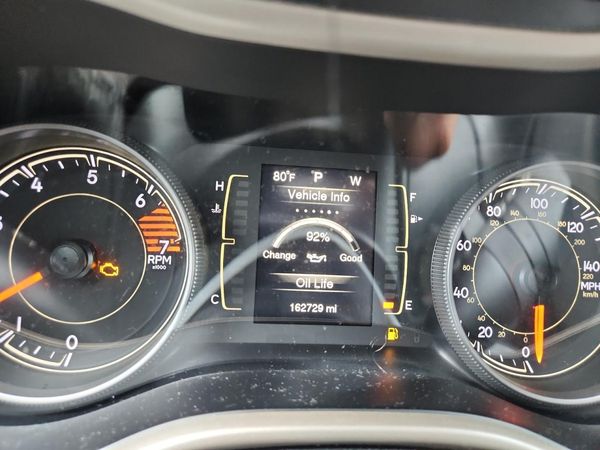 2016 JEEP CHEROKEE Sport — ODOM