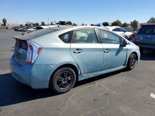 2013 TOYOTA PRIUS — PSRA