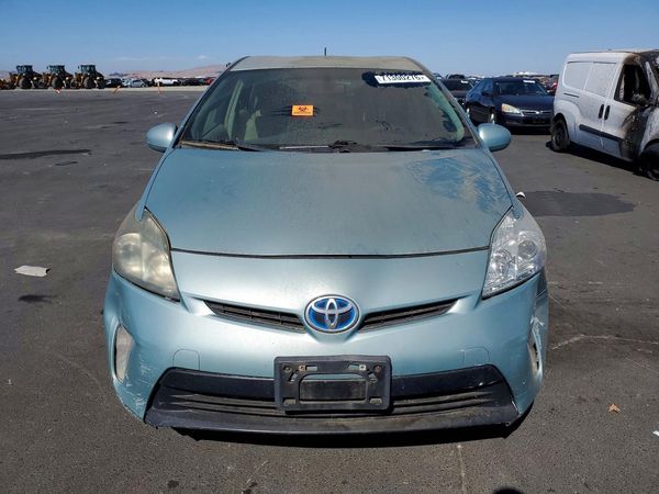 2013 TOYOTA PRIUS — DIRF