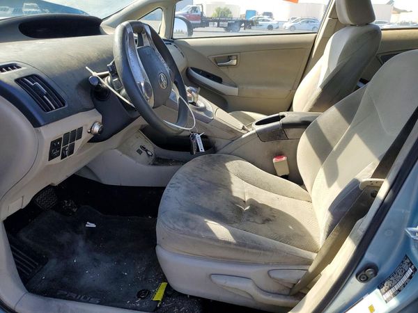 2013 TOYOTA PRIUS — DENT