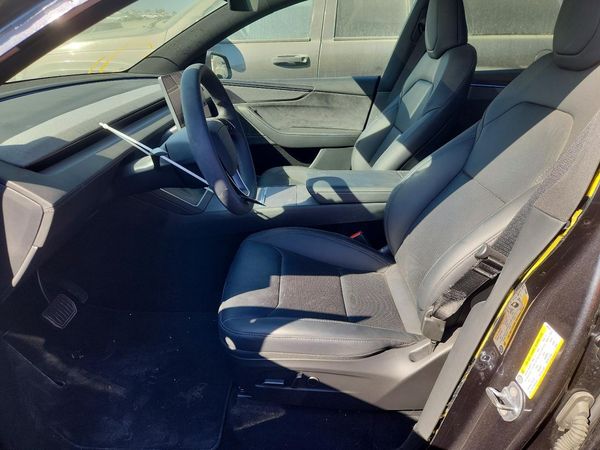 2026 TESLA MODEL Y — DENT