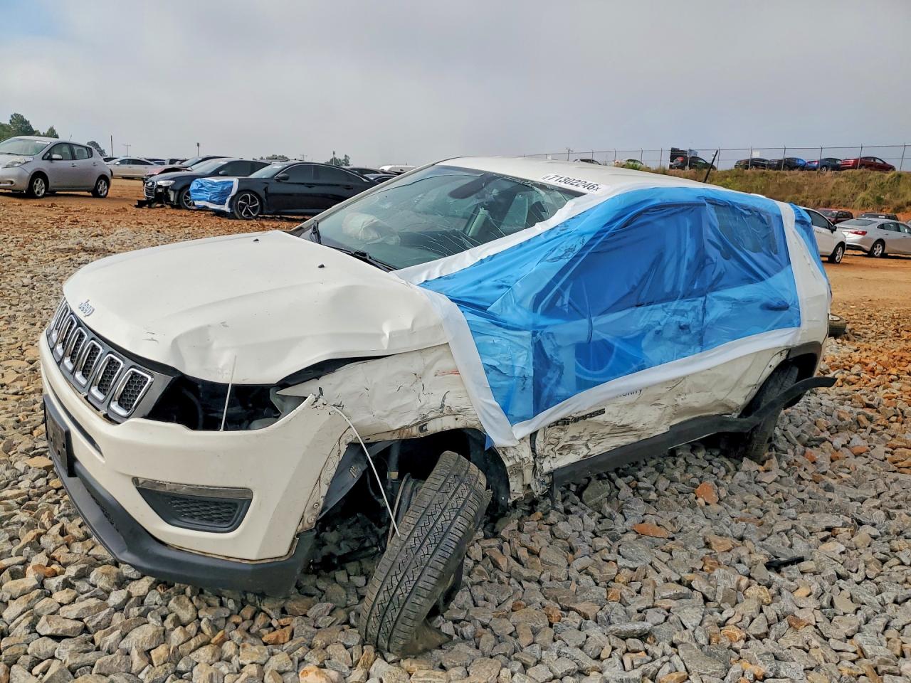 2018 JEEP COMPASS Sport — Front 3/4