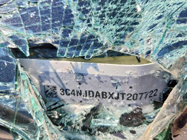 2018 JEEP COMPASS Sport — VINP