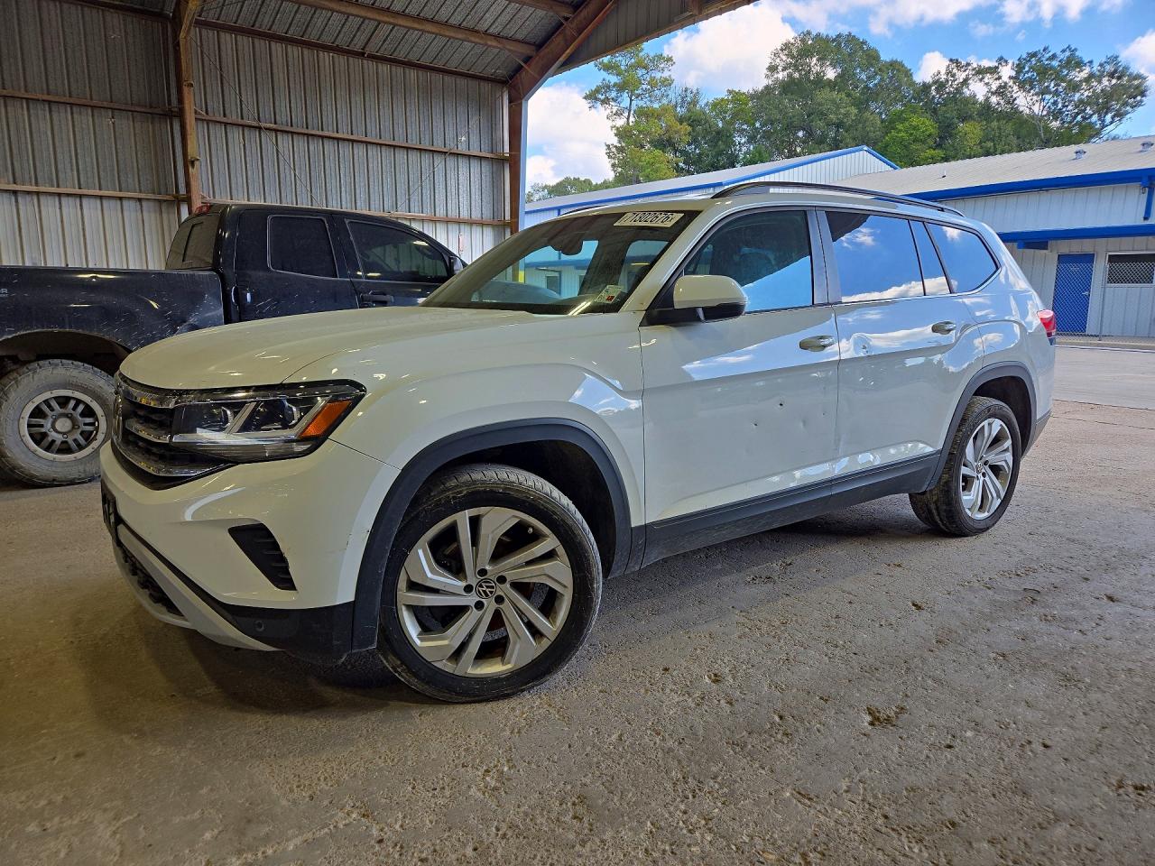 2021 VOLKSWAGEN ATLAS — Front 3/4