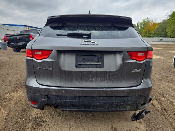 2018 JAGUAR F-PACE Prestige — DIRR