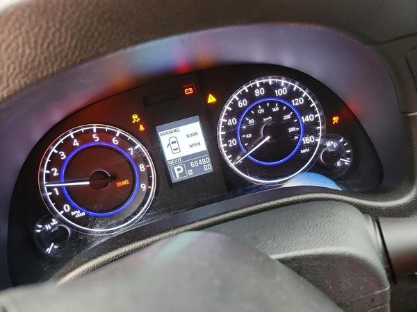 2015 INFINITI Q40 — ODOM