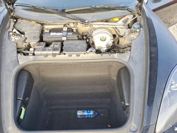 2019 PORSCHE BOXSTER Boxster / Boxster T — Engine bay