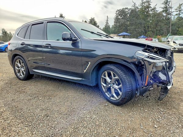 2020 BMW X3 xDrive30i — Passenger 3/4