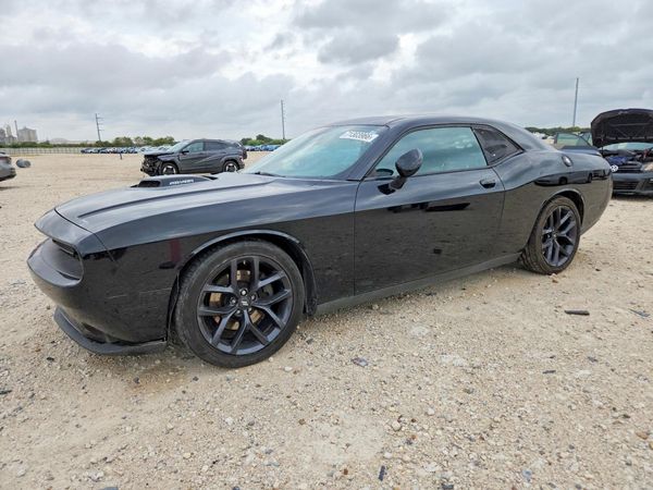 2016 DODGE CHALLENGER — DSFA — Front 3/4