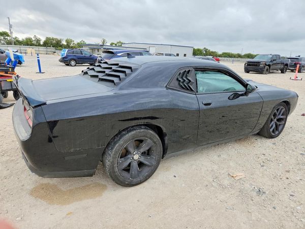 2016 DODGE CHALLENGER SXT Plus — PSRA