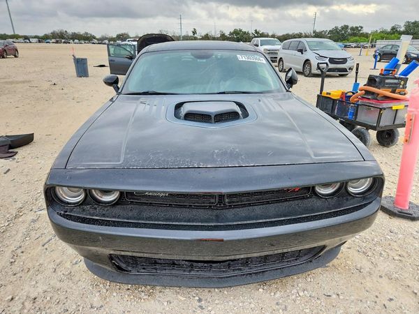 2016 DODGE CHALLENGER SXT Plus — DIRF