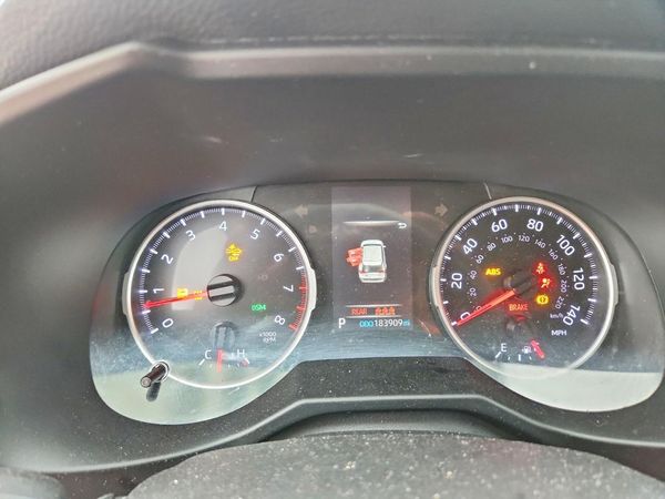 2021 TOYOTA RAV4 XLE — ODOM