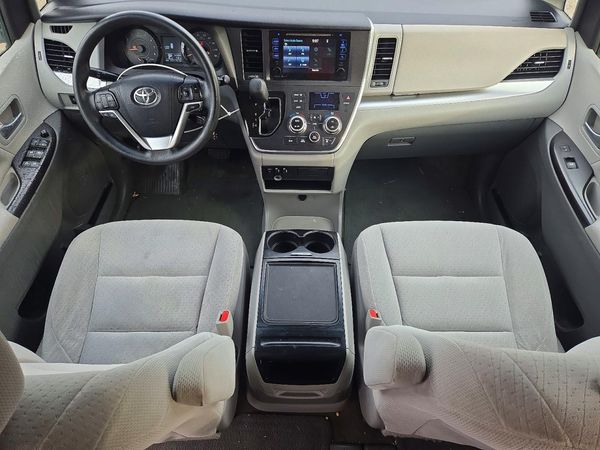 2015 TOYOTA SIENNA — CKPT