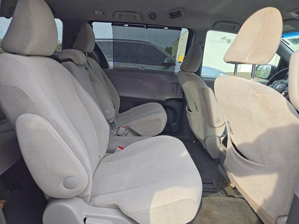 2015 TOYOTA SIENNA — PSRS