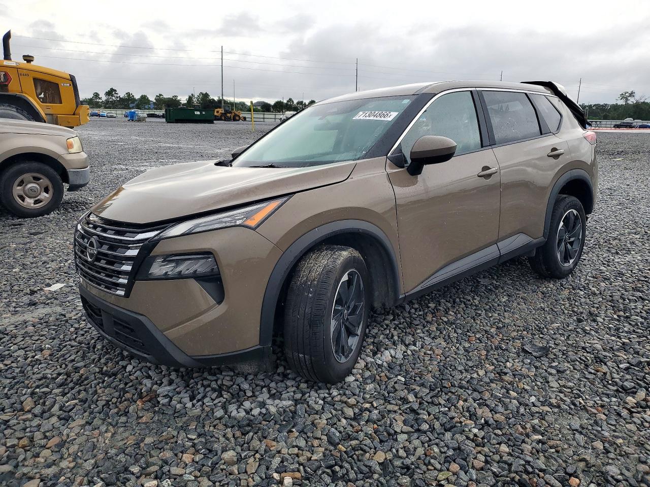 2025 NISSAN ROGUE SV — Front 3/4