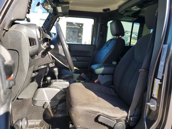 2018 JEEP WRANGLER UNLIMITED Unlimited Sport — DENT