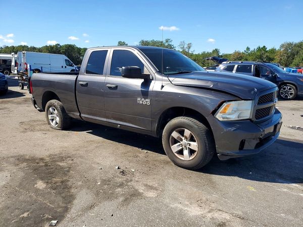 2016 RAM 1500 ST — Passenger 3/4