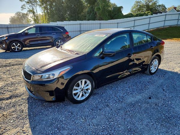 2018 KIA FORTE LX Base