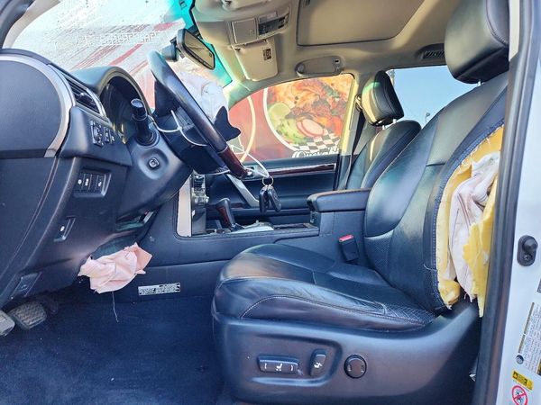 2017 LEXUS GX 460 — DENT