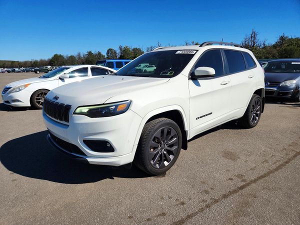 2019 JEEP CHEROKEE Limited — Front 3/4
