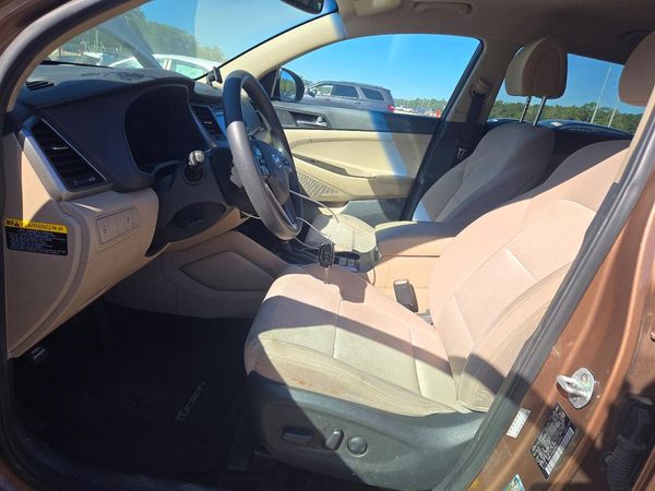 2016 HYUNDAI TUCSON — DENT