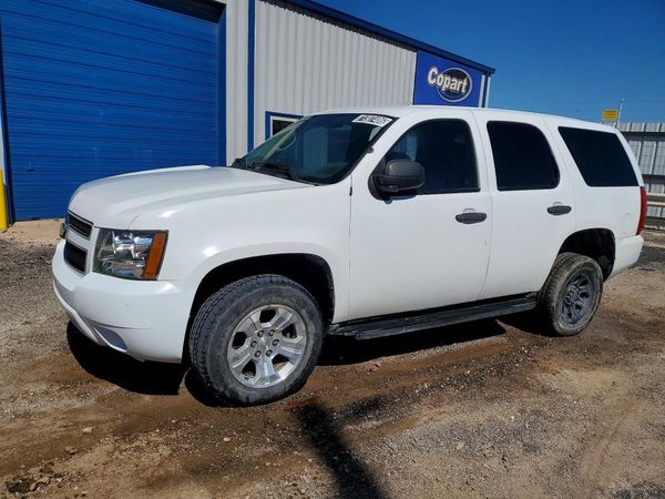 2014 CHEVROLET TAHOE — Front 3/4