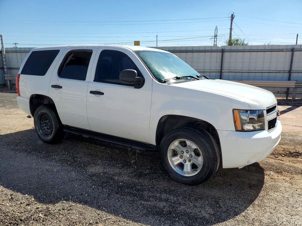 2014 CHEVROLET TAHOE — Passenger 3/4