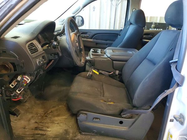 2014 CHEVROLET TAHOE — DENT