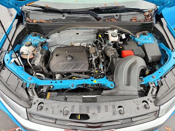 2026 CHEVROLET TRAILBLAZE LT — Engine bay