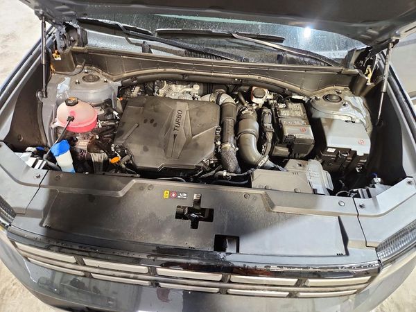 2026 HYUNDAI SANTA FE SEL — Engine bay