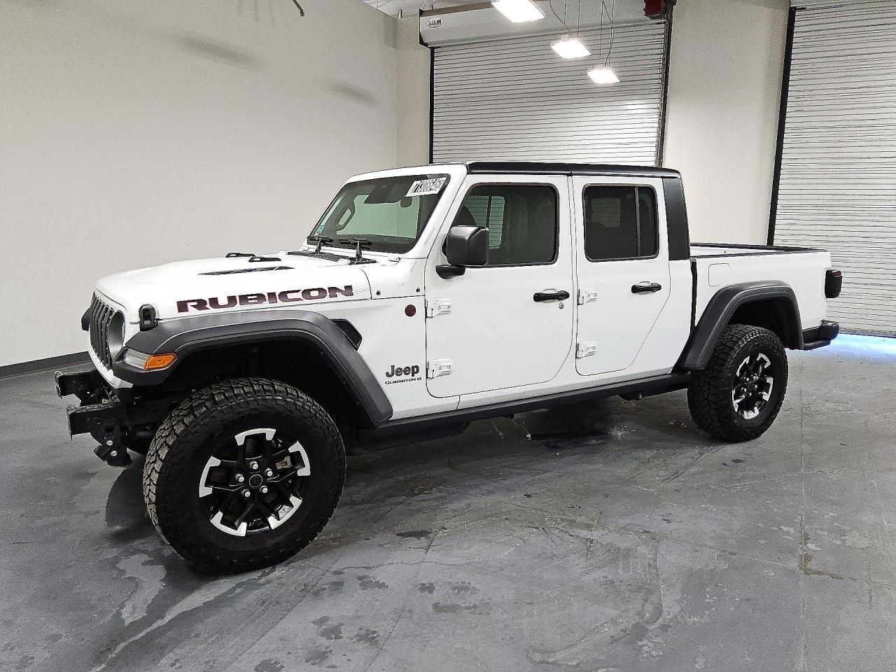 2026 JEEP GLADIATOR Rubicon — Front 3/4