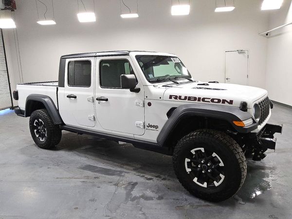 2026 JEEP GLADIATOR Rubicon — Passenger 3/4