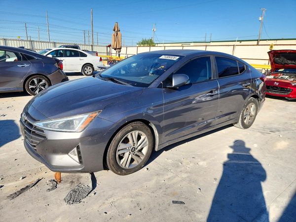 2020 HYUNDAI ELANTRA — Front 3/4