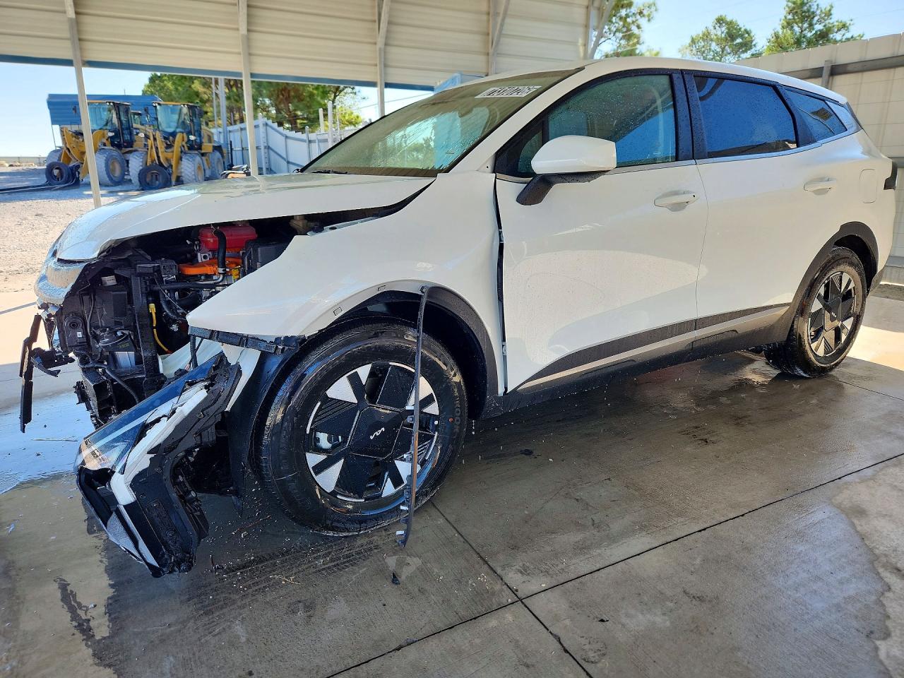 2027 KIA SPORTAGE HYBRID LX, S — Front 3/4