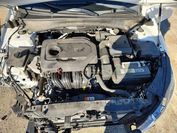 2018 KIA OPTIMA LX — Engine bay